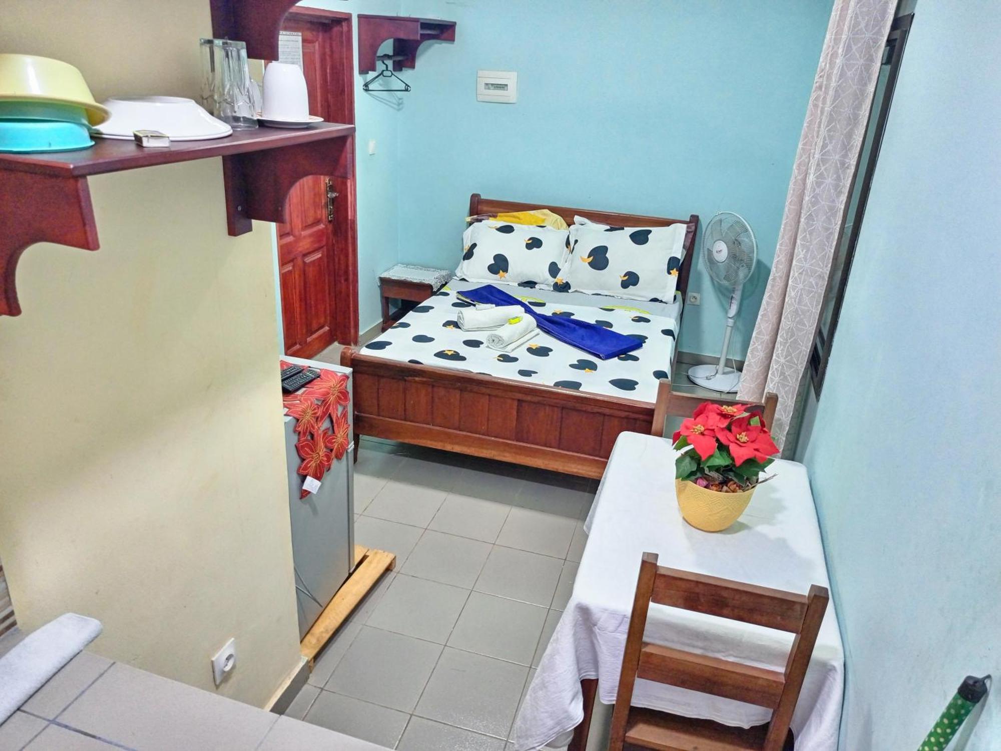 Residence Des 7 Collines Yaoundé Eksteriør bilde