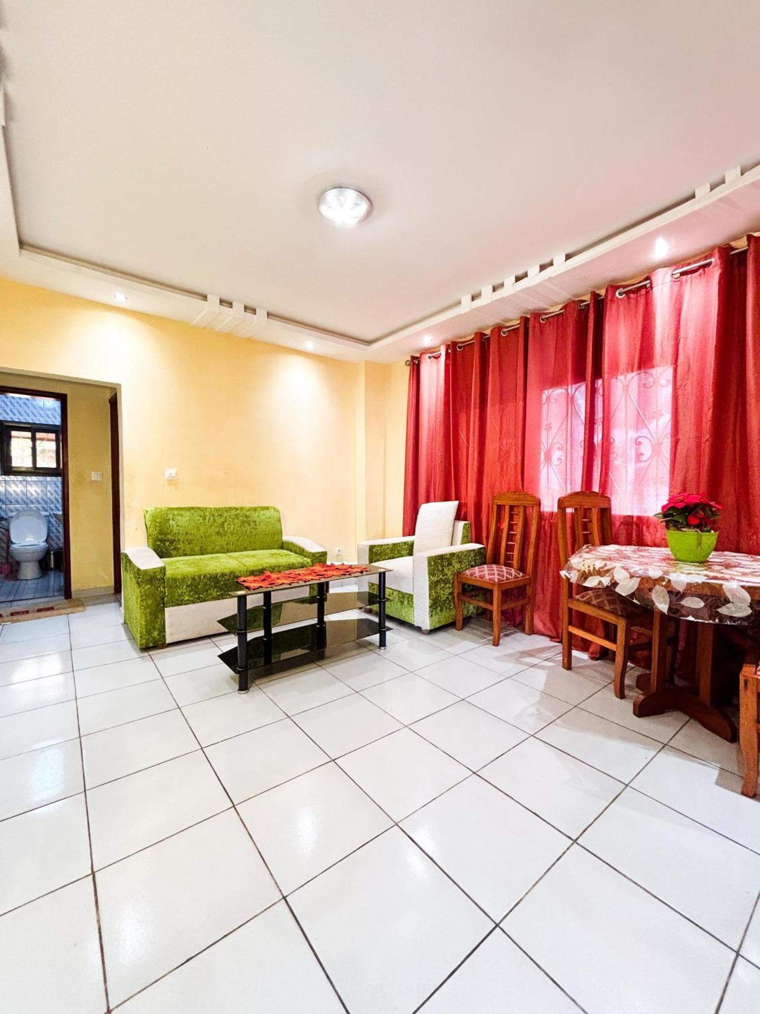 Residence Des 7 Collines Yaoundé Eksteriør bilde